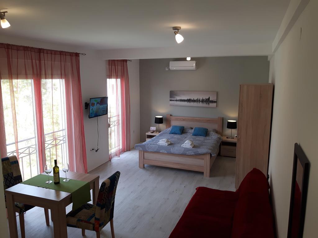 Apartments Grgurevic Kotor Exterior photo