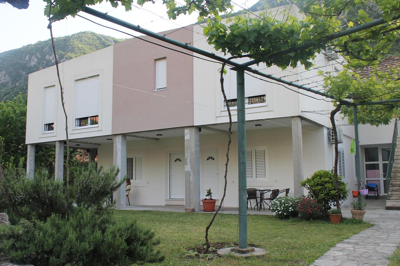 Apartments Grgurevic Kotor Exterior photo