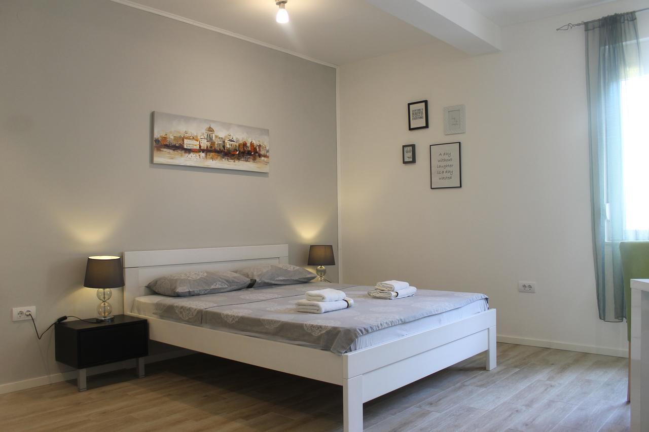 Apartments Grgurevic Kotor Exterior photo