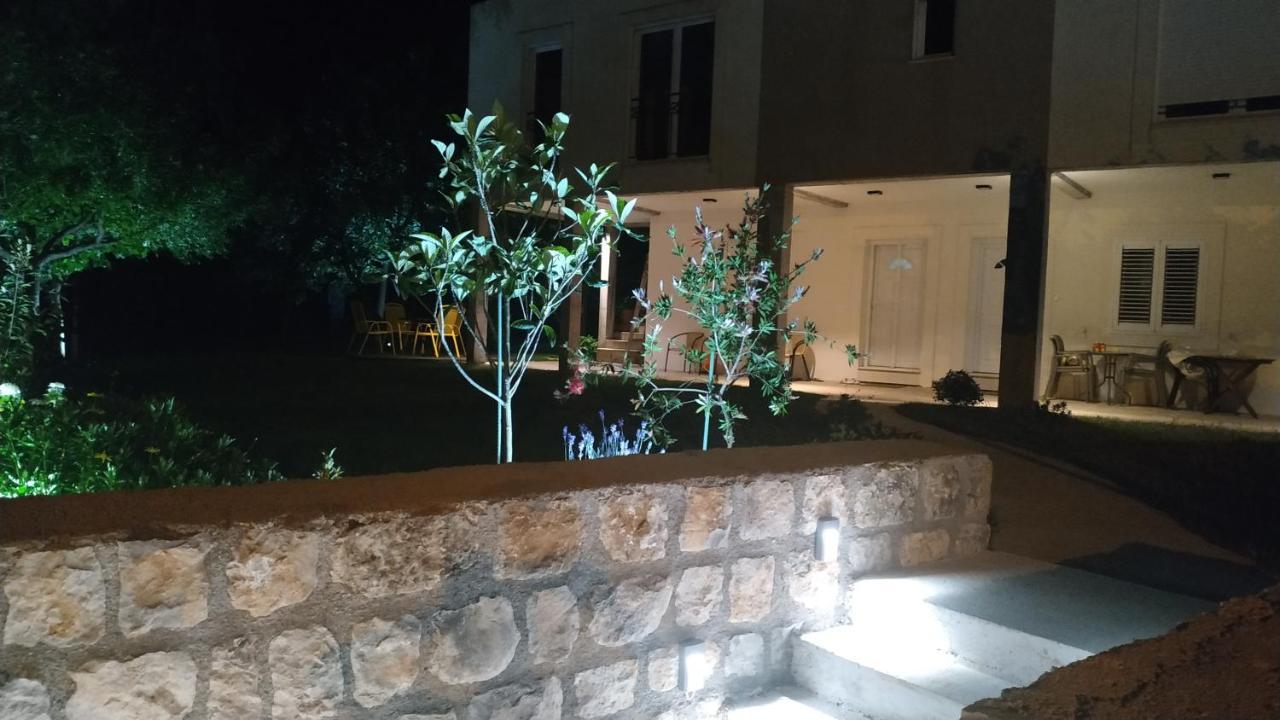 Apartments Grgurevic Kotor Exterior photo