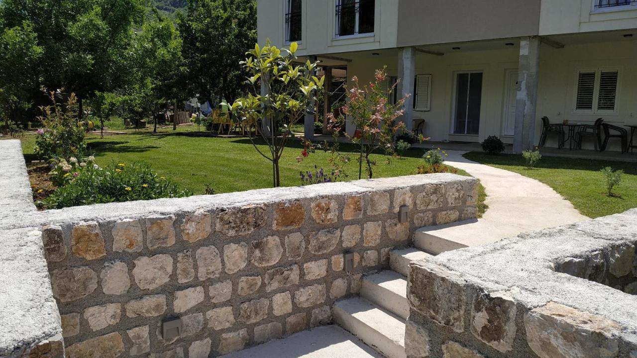 Apartments Grgurevic Kotor Exterior photo